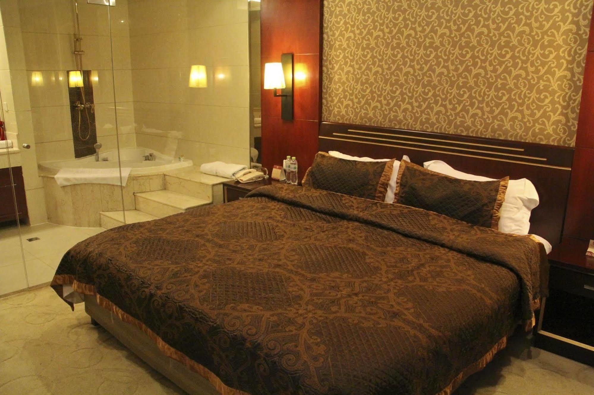 Jingzhou International Hotel Shijiazhuang Esterno foto