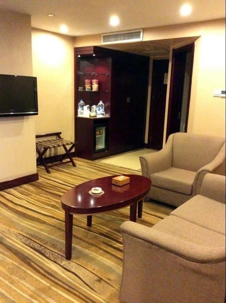 Jingzhou International Hotel Shijiazhuang Esterno foto